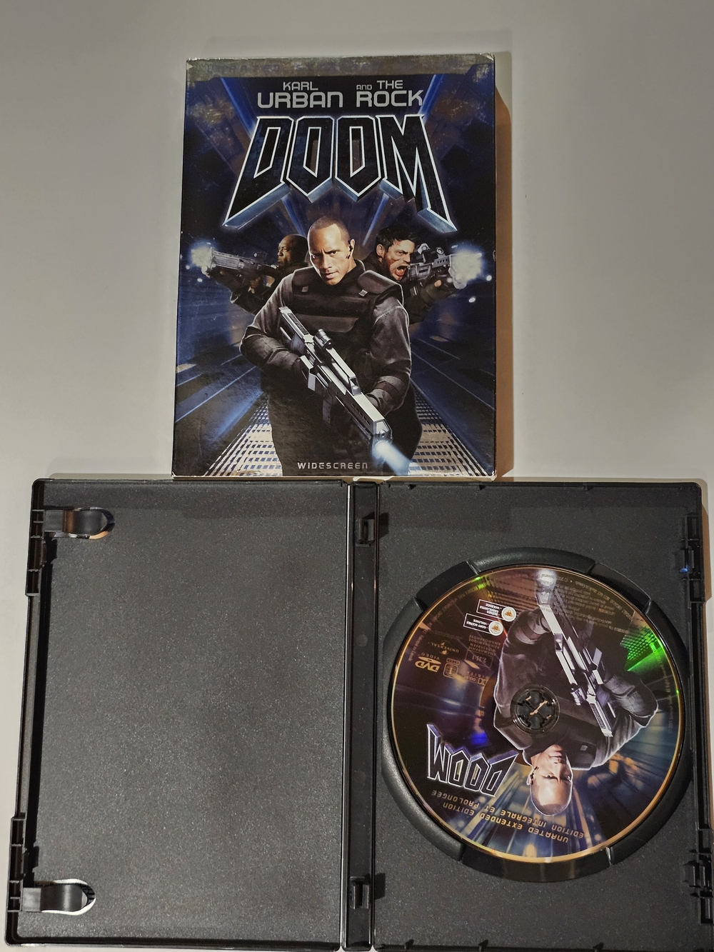 Doom DVD Unrated Extended Edition Widescreen The Rock Karl Urban SciFi Movie - Picture 3 of 3